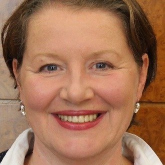 Portrait-Regina16.jpg
